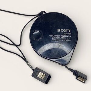 Sony AN-71 Compact Antenna Shortwave External Reel Clip-On SW MW LW Portable